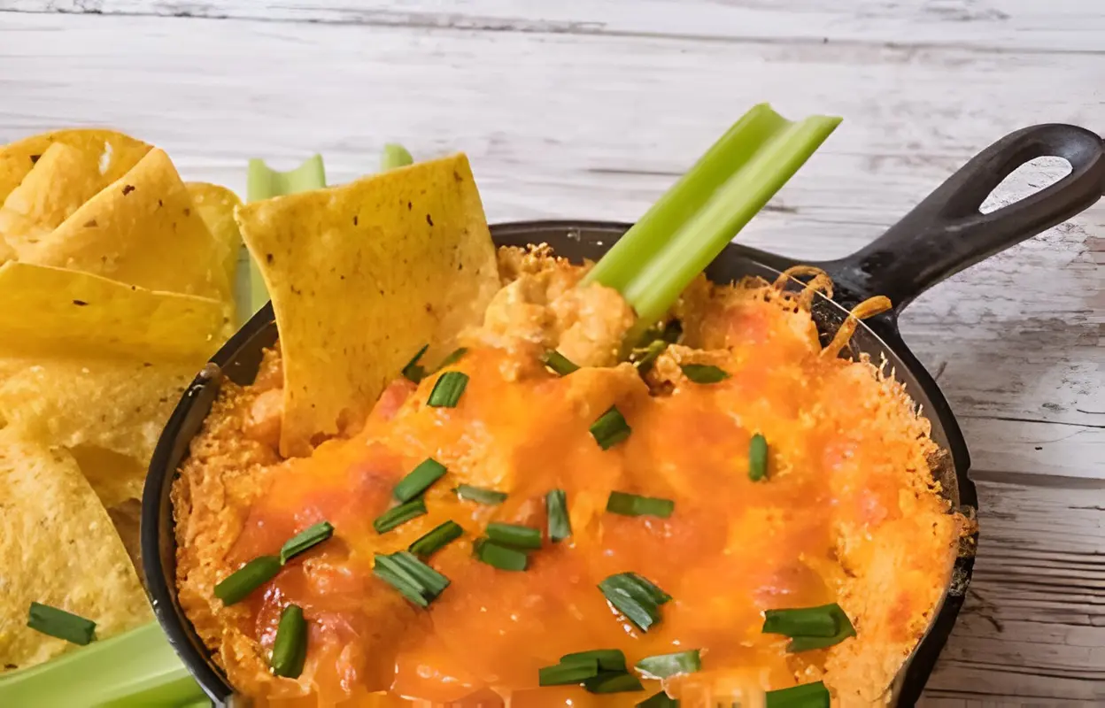 instant pot buffalo chicken dip